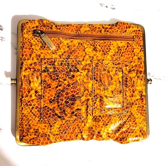 HOBO The Original Autumn Paisley Embossed Pattern 'Lauren' Wallet/Clutch - Picture 6 of 10
